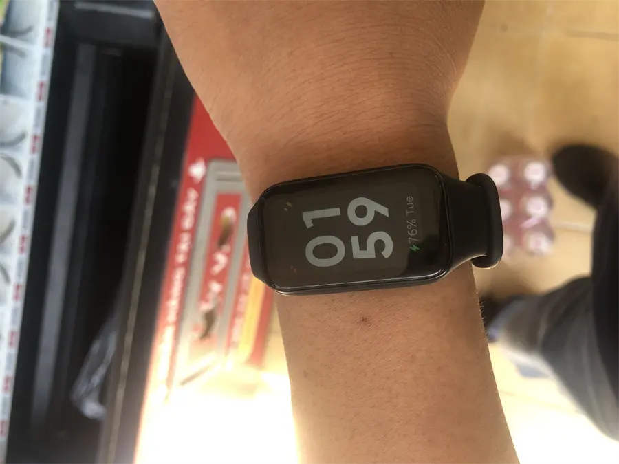 Khách hàng review Vòng đeo tay thông minh Xiaomi Redmi Band 2 15