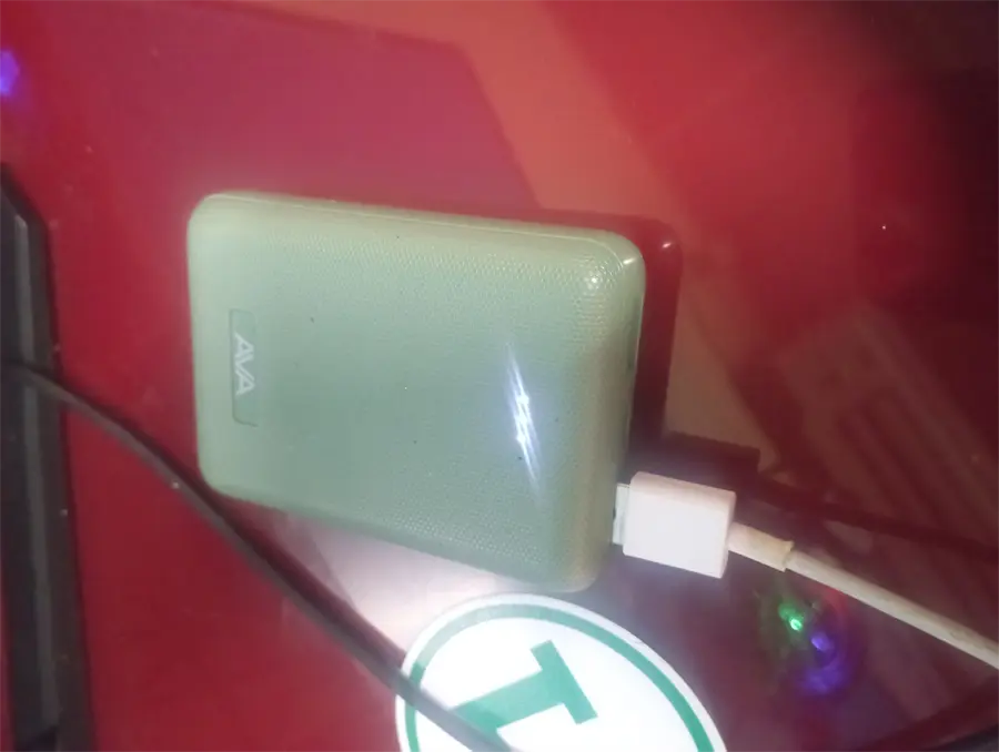 Khách hàng review Pin sạc dự phòng Polymer 10.000mAh AVA PA W11 X 1