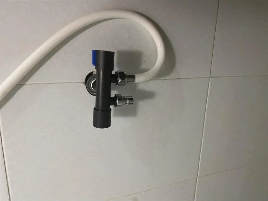 Khách hàng review Máy nước nóng trực tiếp Panasonic 4500W DH-4RL1VW 6