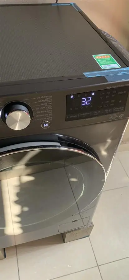 Khách hàng review Máy giặt LG AI DD Inverter 10 kg FV1410S3B 11