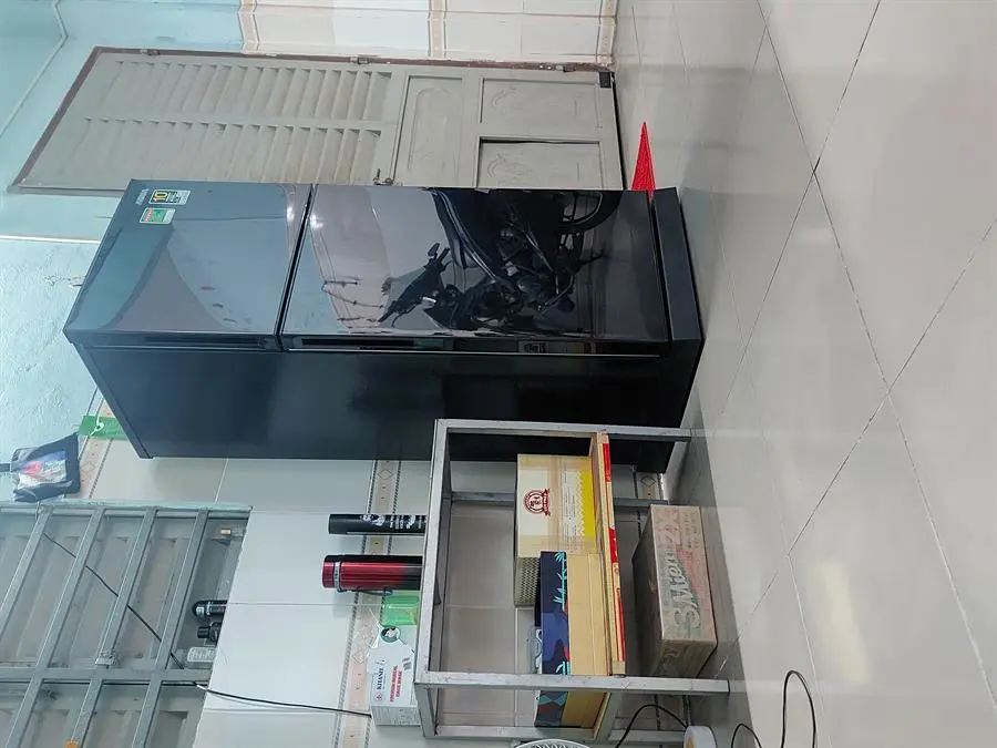 Khách hàng review Tủ lạnh Aqua Inverter 186 lít AQR-T219FA(PB) 4