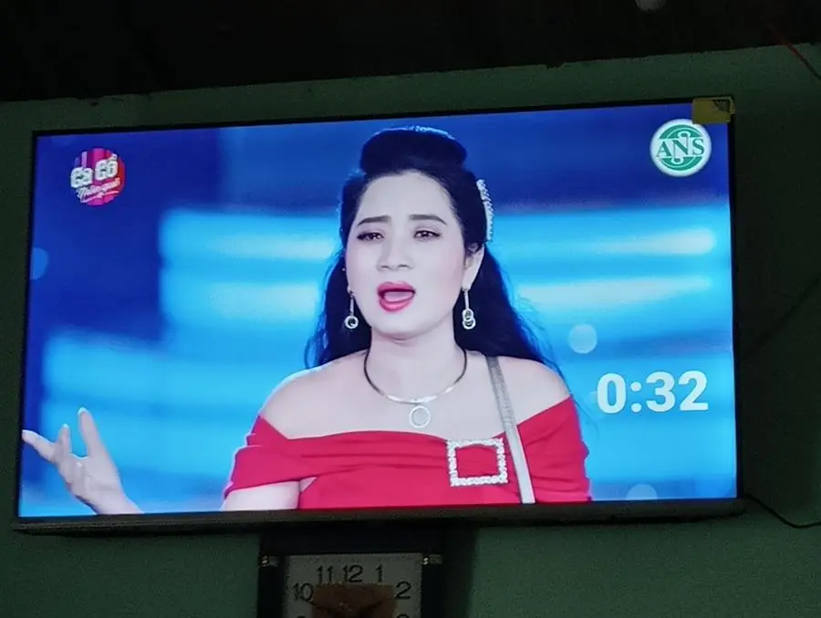 Khách hàng review Google Tivi Toshiba 4K 43 inch 43C350LP 12