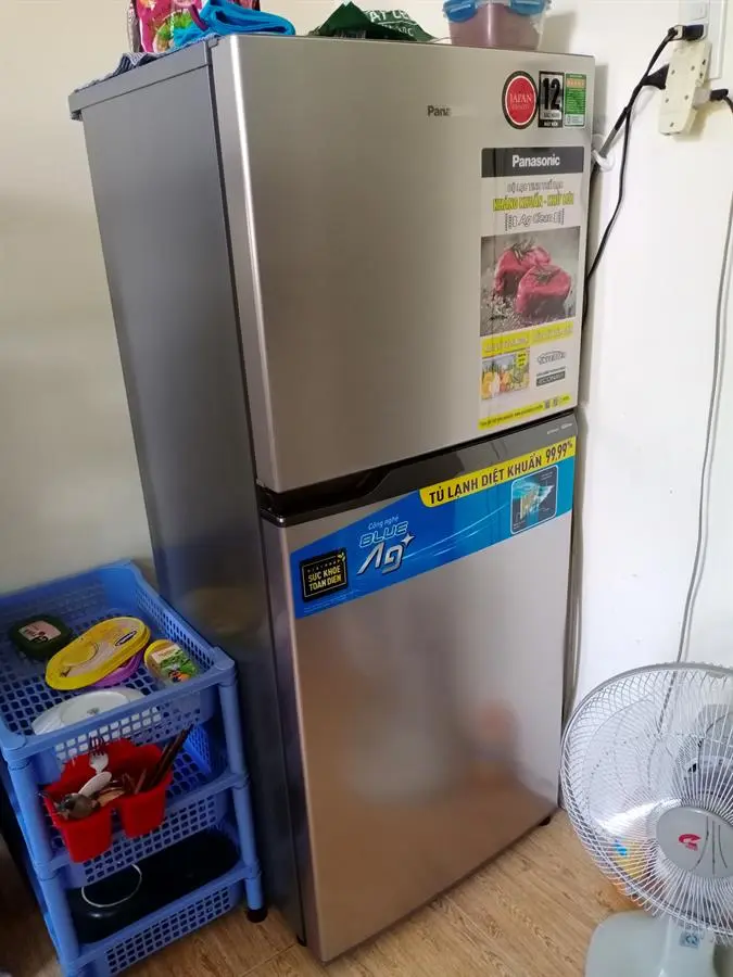 Khách hàng review Tủ lạnh Panasonic Inverter 234 lít NR-TV261APSV 15