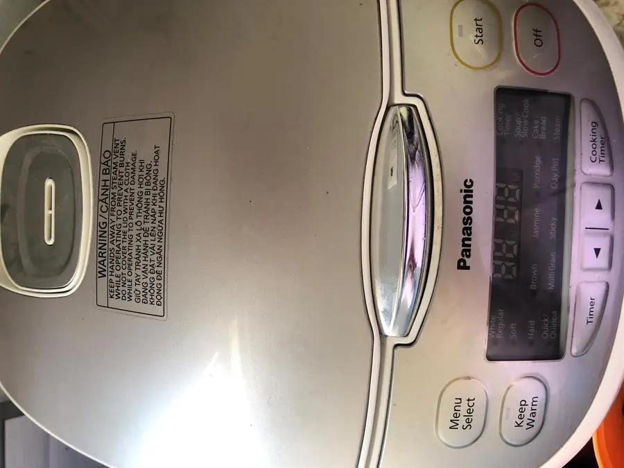Khách hàng review Nồi cơm điện tử Panasonic 1.8 lít SR-CP188NRA 1