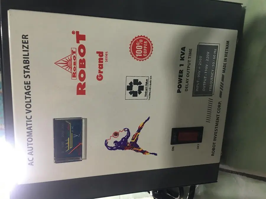 Khách hàng review Ổn áp Robot 1 pha 1KVA 90 1