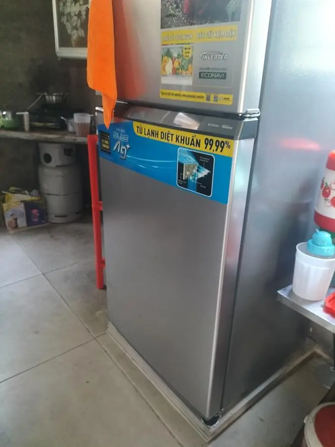 Khách hàng review Tủ lạnh Panasonic Inverter 234 lít NR-TV261APSV 14