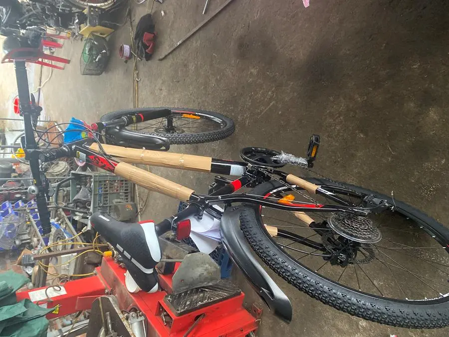 Khách hàng review Xe Đạp Địa Hình MTB Gammax 27.5-Leiting-6.0-27S-HD A 27.5 inch 1