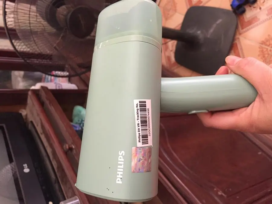 Khách hàng review Bàn ủi hơi nước cầm tay Philips STH3010 1090W 7