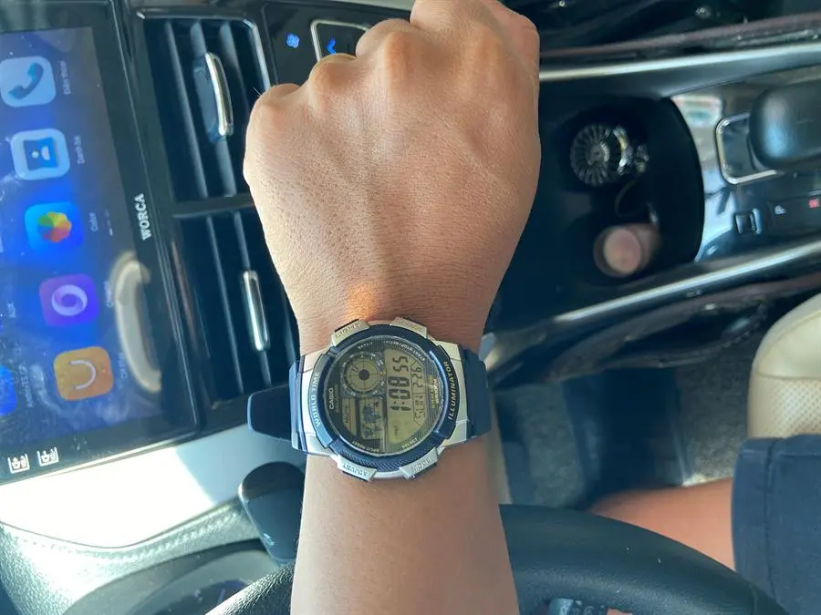 Khách hàng review Đồng hồ CASIO Timeless 43 mm Nam AE-1000W-2AVDF 1
