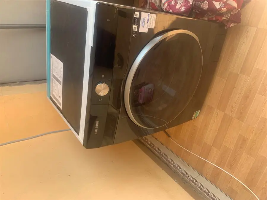 Khách hàng review Máy giặt Samsung AI Inverter 9kg WW90TP44DSB/SV 11