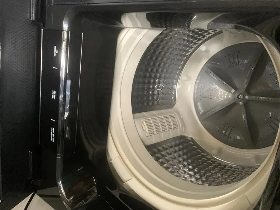 Khách hàng review Máy giặt Aqua 10 KG AQW-F100GT.BK 13