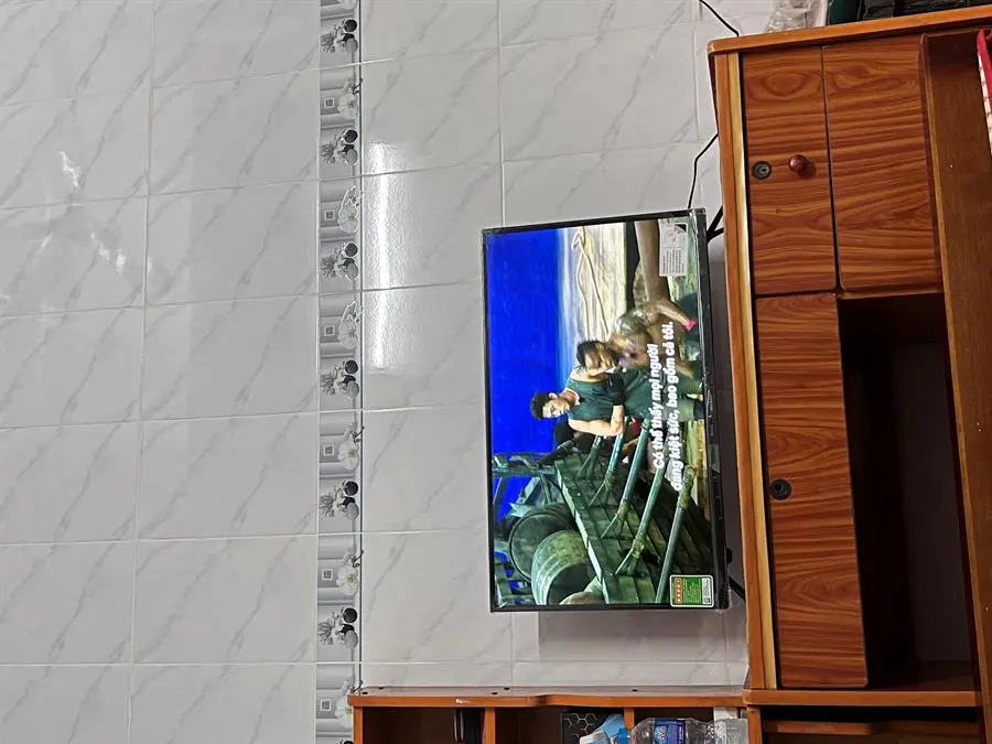 Khách hàng review Android Tivi Sharp 32 inch 2T-C32EG2X 9