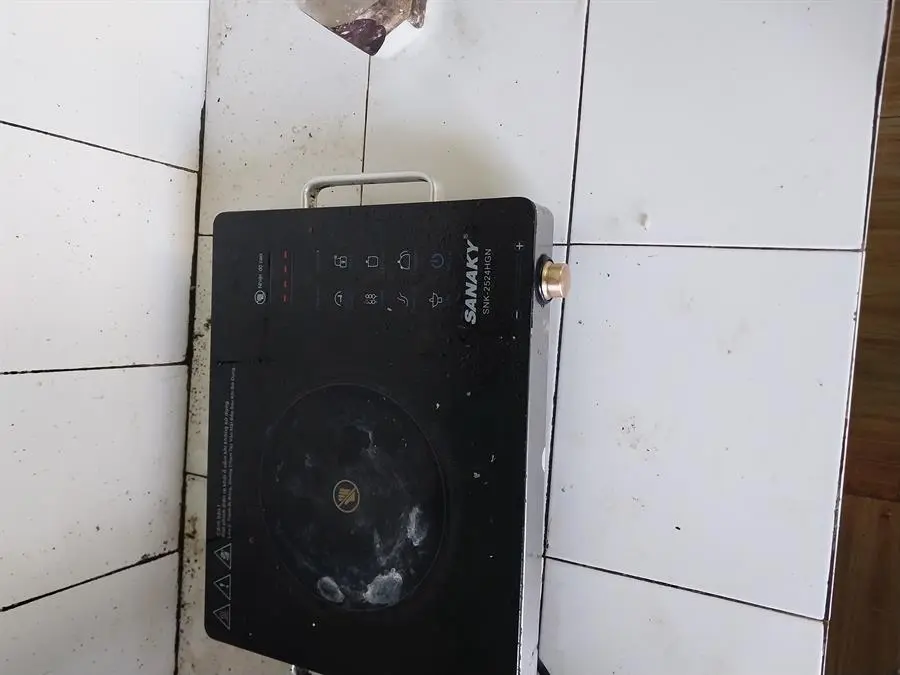 Khách hàng review Bếp hồng ngoại đơn Sanaky SNK2102HG 2000W 3