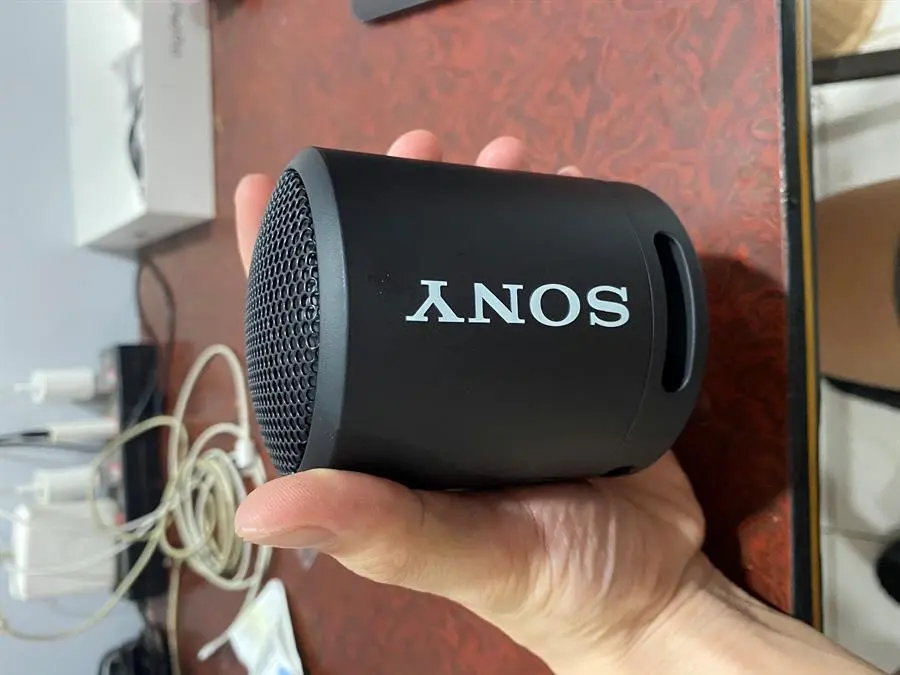 Khách hàng review Loa Bluetooth Sony SRS-XB13 7