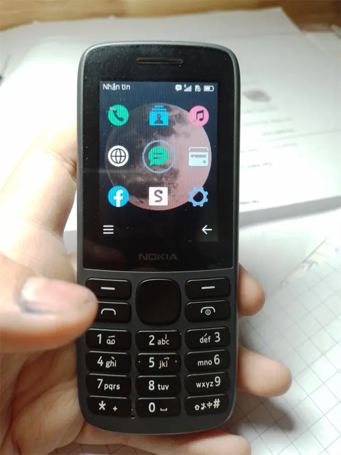 Khách hàng review Điện thoại Nokia 215 4G 16