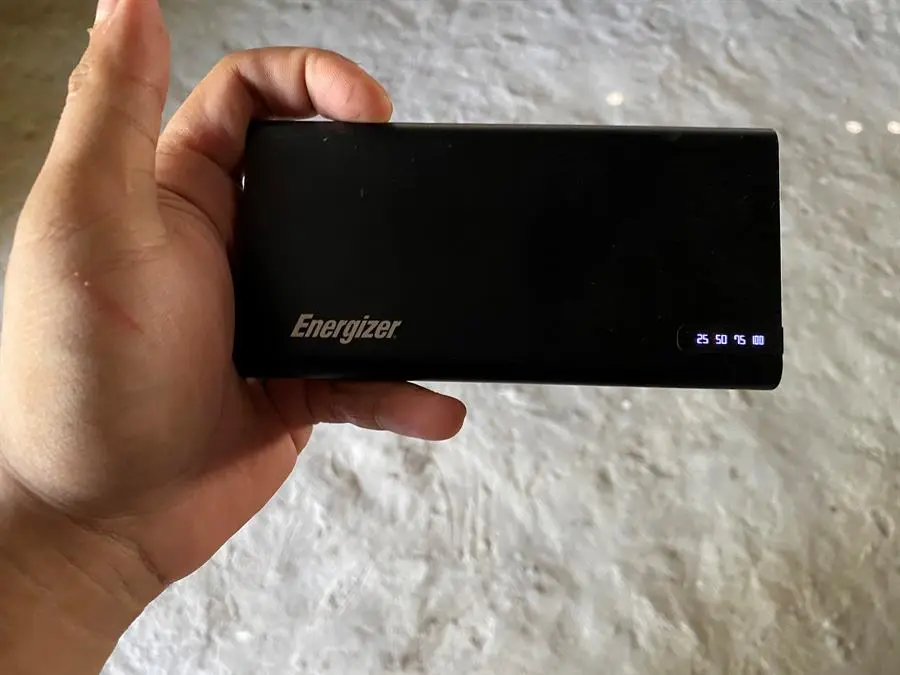 Khách hàng review Pin sạc dự phòng Polymer 10.000 mAh Type C PD QC3.0 18W Energizer UE10047PQ 2