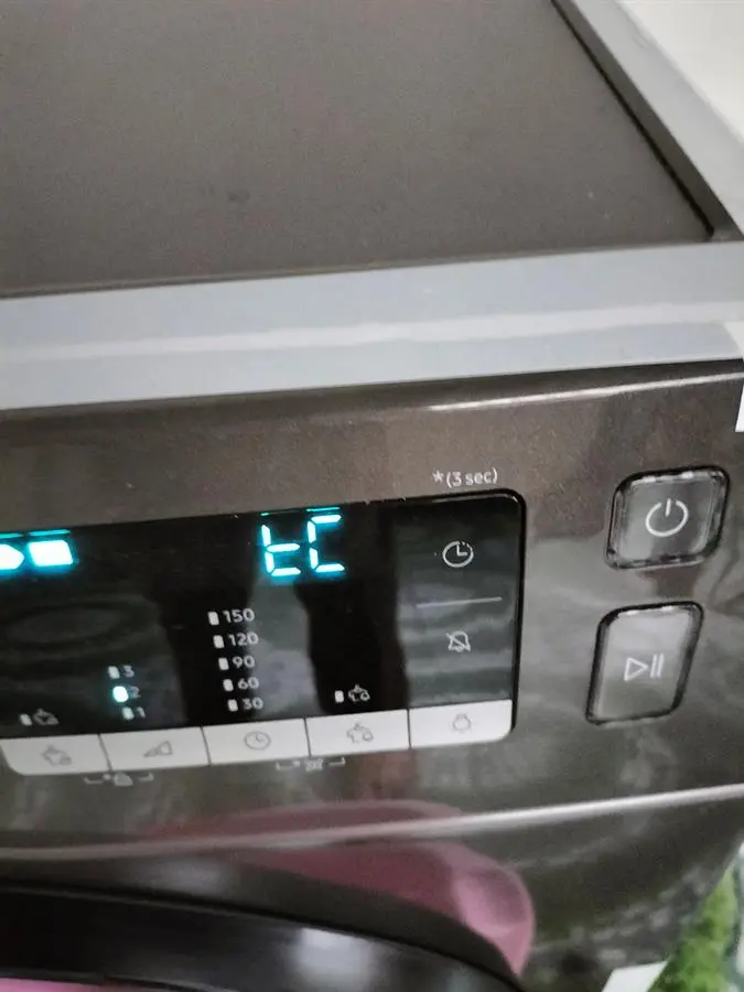 Khách hàng review Máy sấy bơm nhiệt Samsung 9 kg DV90TA240AX/SV 2