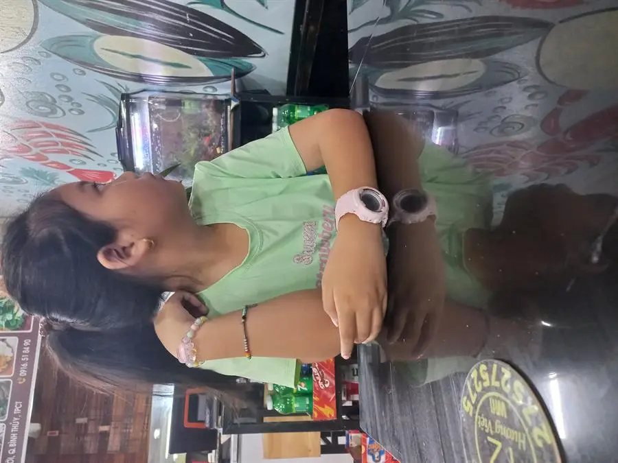 Khách hàng review Đồng hồ SMILE KID 42 mm Trẻ em SL067-02 2