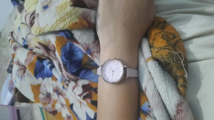 Khách hàng review Đồng hồ ELIO 30 mm Nữ EL101-02 2