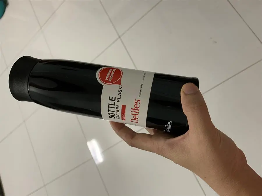 Khách hàng review Bình giữ nhiệt inox 450 ml Delites K450BRX đen 2