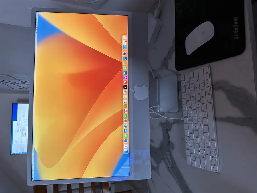 Khách hàng review iMac 24 inch 2021 4.5K M1/256GB/8GB/7-core GPU (MJVA3SA/A) 2