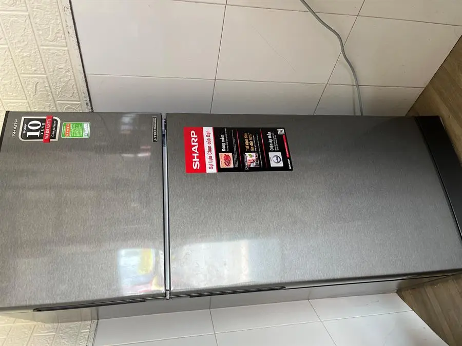 Khách hàng review Tủ lạnh Sharp Inverter 182 lít SJ-X201E-DS 2