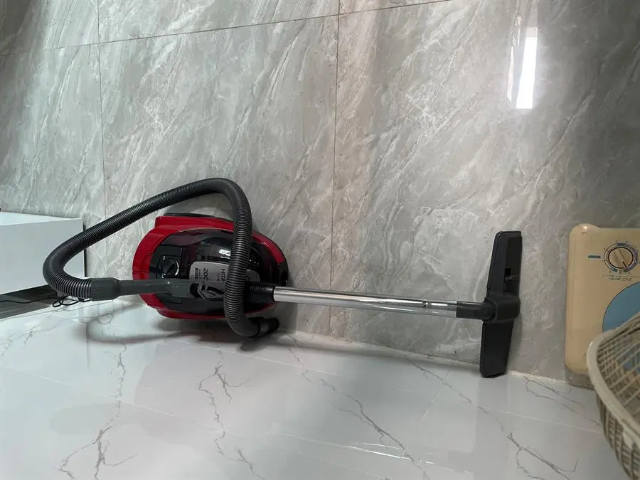 Khách hàng review Máy hút bụi dạng hộp Hitachi CV-SF20V 24CV (BRE) 3