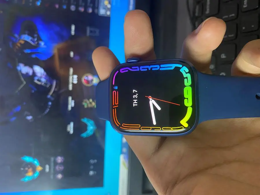 Khách hàng review Đồng hồ thông minh Apple Watch Series 7 GPS 45mm 1