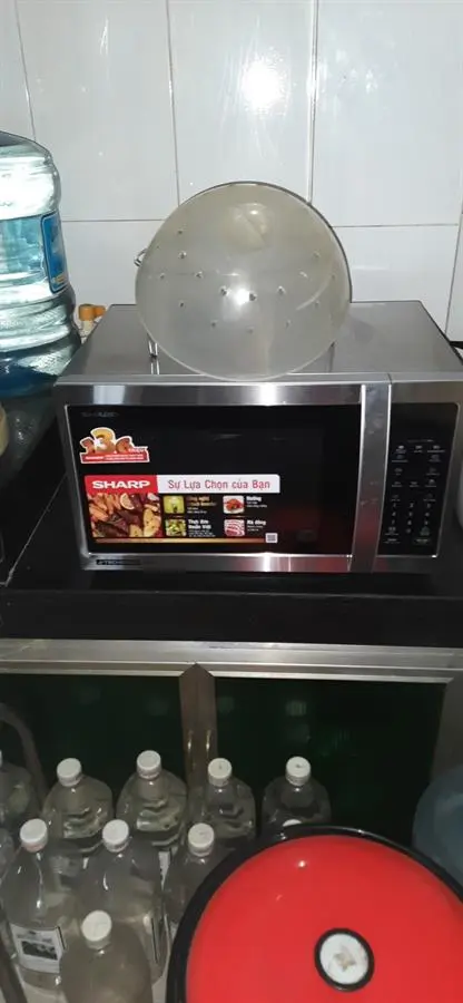 Khách hàng review Lò vi sóng có nướng Sharp R-G52XVN-ST 25 lít 1