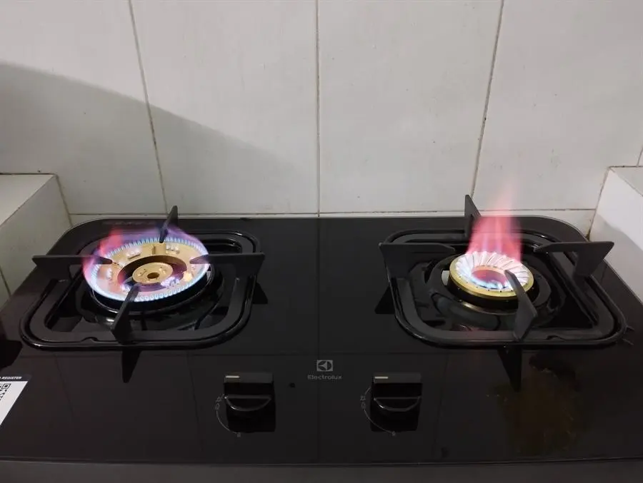 Khách hàng review Bếp ga đôi Electrolux ETG7266GKR 11