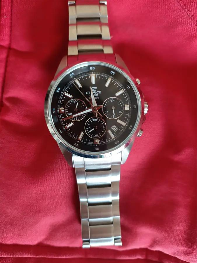 Khách hàng review Đồng hồ EDIFICE CASIO 40 mm Nam EFR-527D-1AVUDF 3