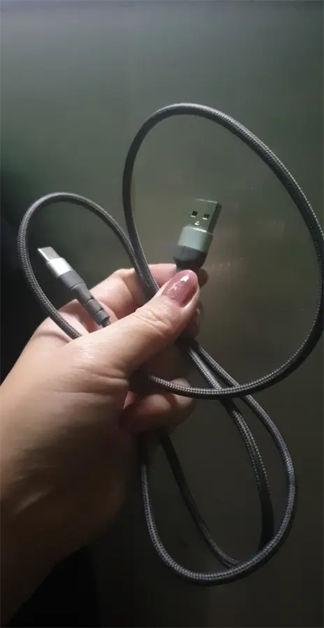 Khách hàng review Cáp sạc và truyền dữ liệu USB-A - Type-C 15W 1m Xmobile CN033 1