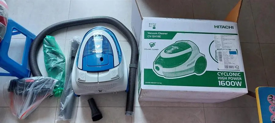 Khách hàng review Máy hút bụi dạng hộp Hitachi CV-SH18E BL 1
