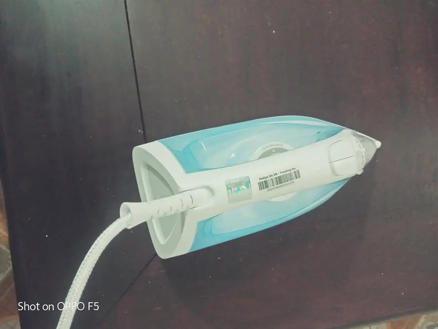 Khách hàng review Bàn ủi hơi nước Philips GC1740 2000W 9