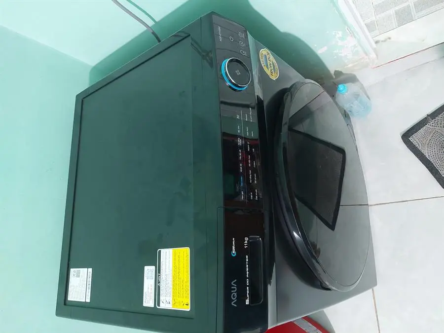 Khách hàng review Máy giặt Aqua Inverter 11 kg AQD- D1102G BK 10