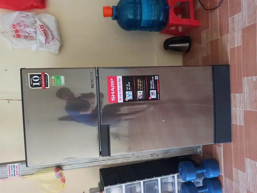 Khách hàng review Tủ lạnh Sharp Inverter 150 lít SJ-X176E-SL 3