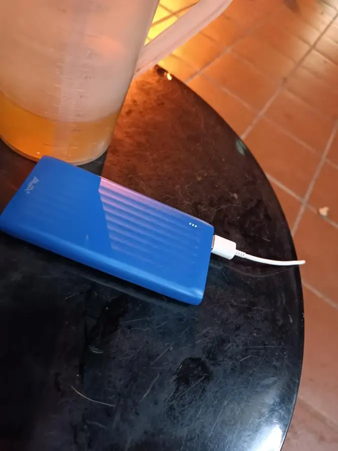 Khách hàng review Pin sạc dự phòng Polymer 10000mAh 10.5W AVA  DS006 7