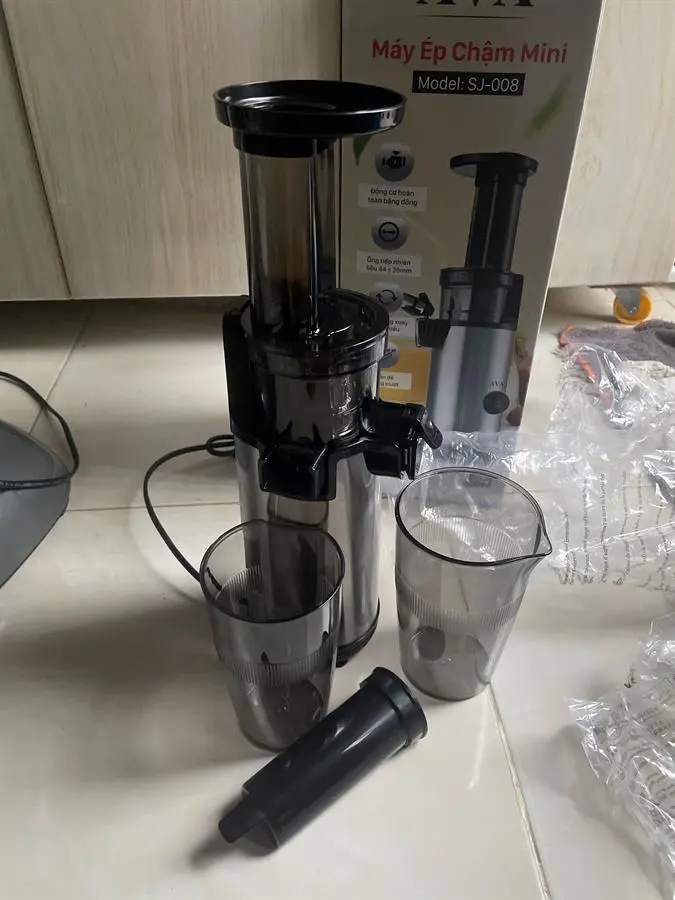 Khách hàng review Máy ép chậm mini AVA SJ-008 12
