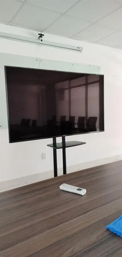 Khách hàng review Smart Tivi LG 4K 65 inch 65UQ7550PSF 2