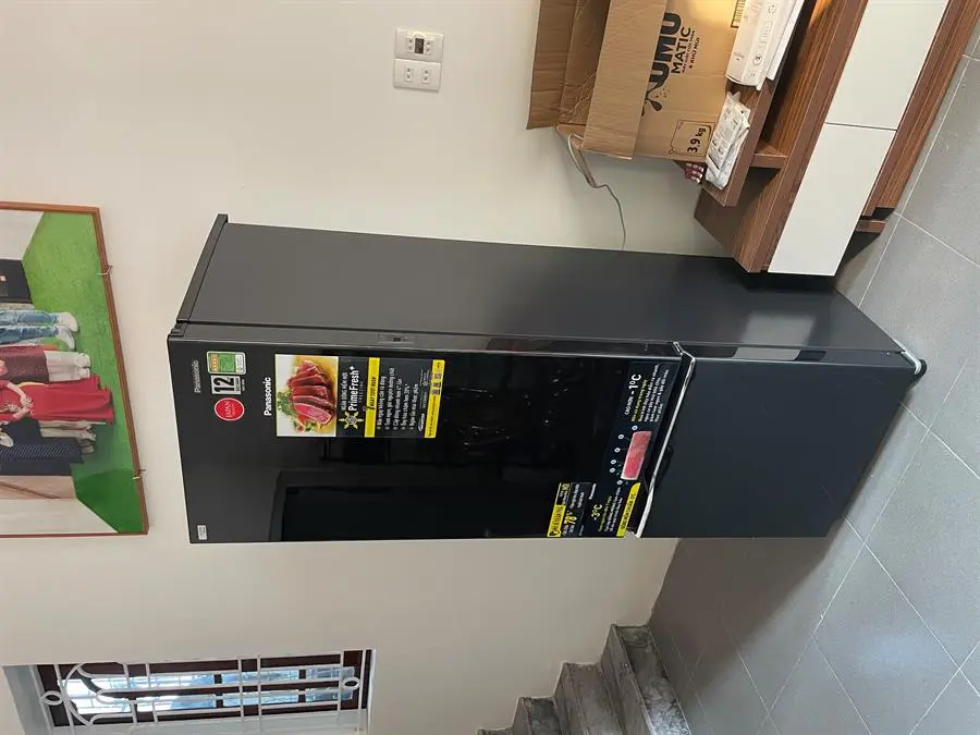 Khách hàng review Tủ lạnh Panasonic Inverter 322 lít NR-BC360QKVN 12