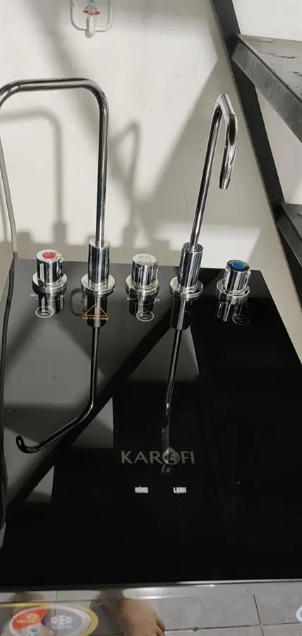 Khách hàng review Máy lọc nước RO nóng nguội lạnh Hydrogen Karofi KAD-X39 10 lõi 73