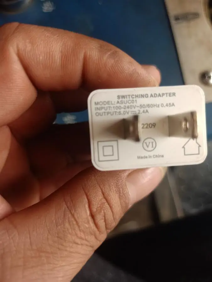 Khách hàng review Sạc USB 12W AVA  ASUC01 5