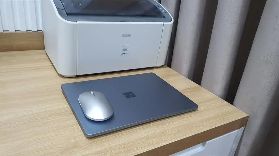 Khách hàng review Surface Laptop Go i5 1035G1/8GB/128GB/Touch/Win10 1