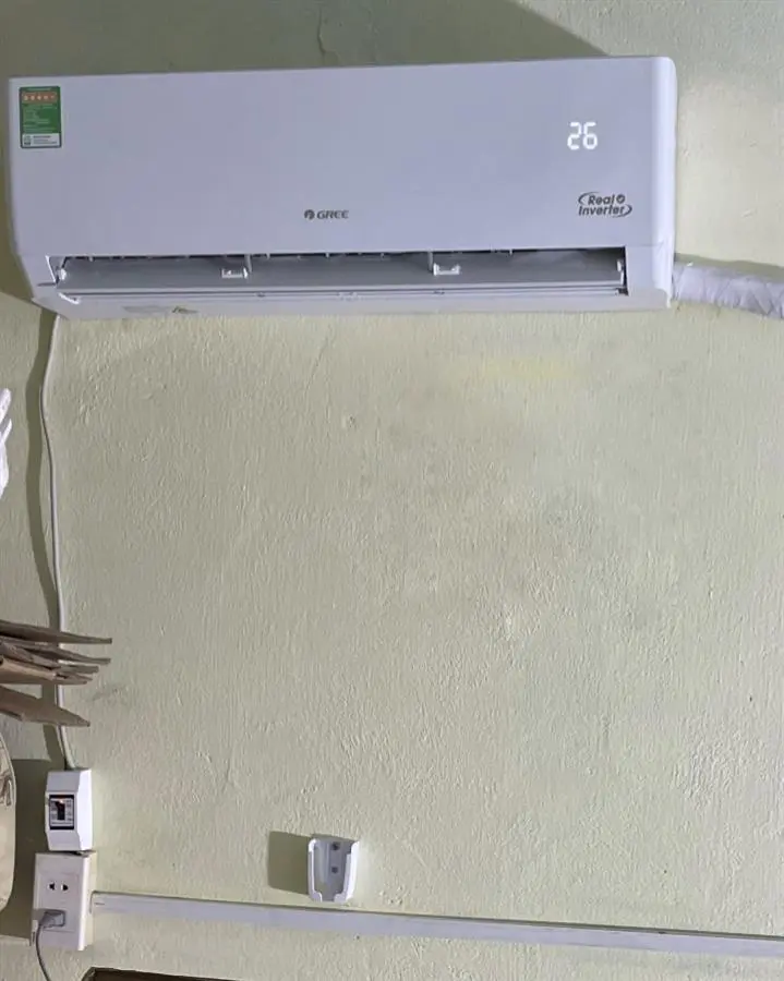 Khách hàng review Máy lạnh Gree Inverter 1 HP GWC09PB-K3D0P4 9
