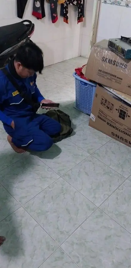 Khách hàng review Máy giặt Aqua Inverter 8 KG AQD-A800F W 1