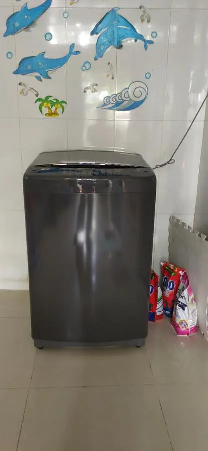 Khách hàng review Máy giặt LG Inverter 15.5 Kg T2555VSAB 4
