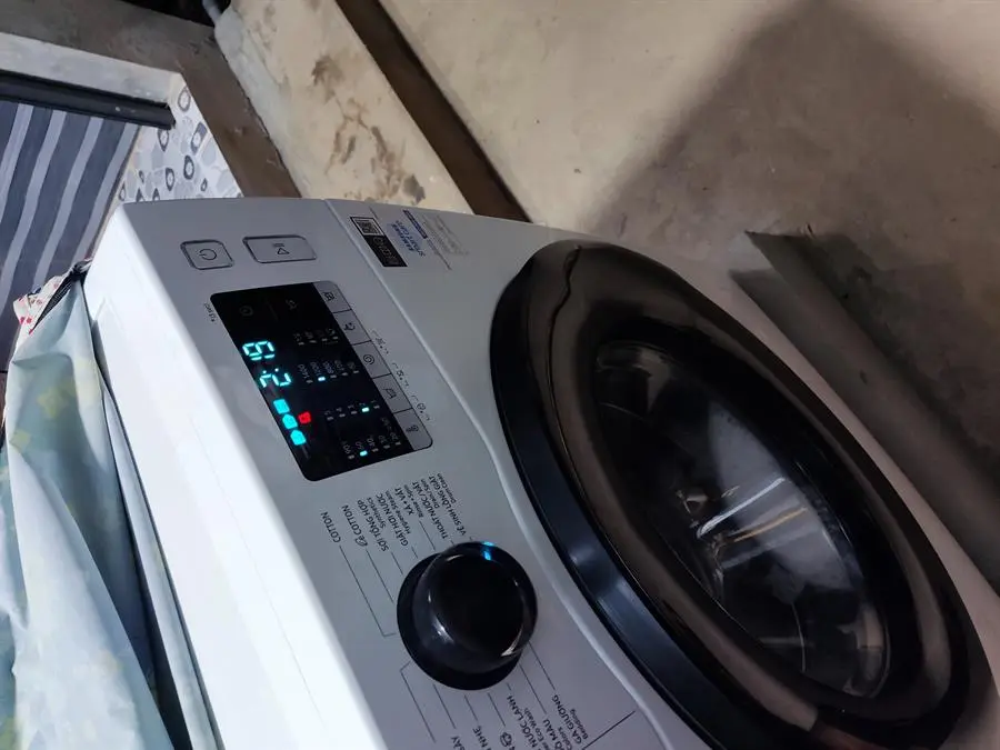 Khách hàng review Máy giặt Samsung Inverter 10 kg WW10TA046AE/SV 14