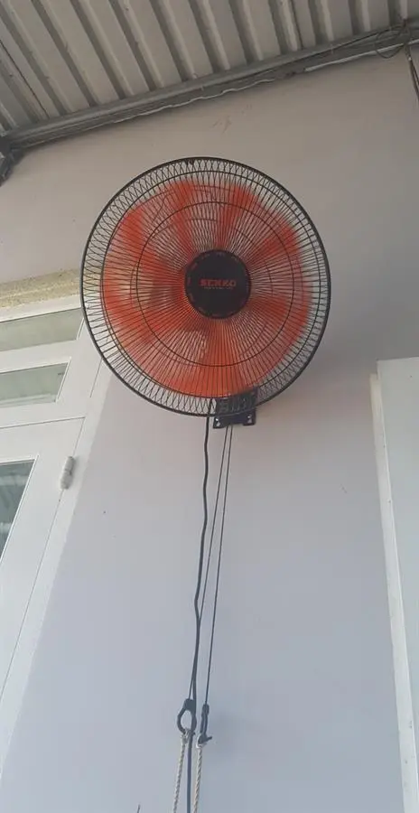 Khách hàng review Quạt treo tường Senko 7 cánh TC1622 65W 20