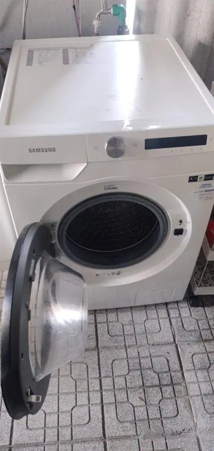 Khách hàng review Máy giặt Samsung Inverter 13 kg WW13T504DAW/SV 2