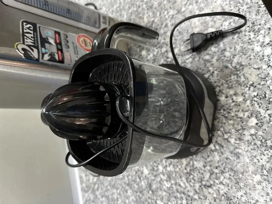 Khách hàng review Máy vắt cam AVA 40W D-8026A 5
